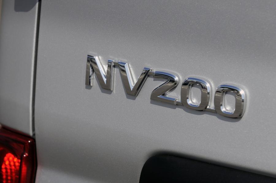  Nissan NV200 2009 года  (фото 54 из 108)